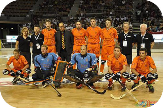 Het nederlands rolhockeyteam tijdens het WK in Frankrijk (2015)